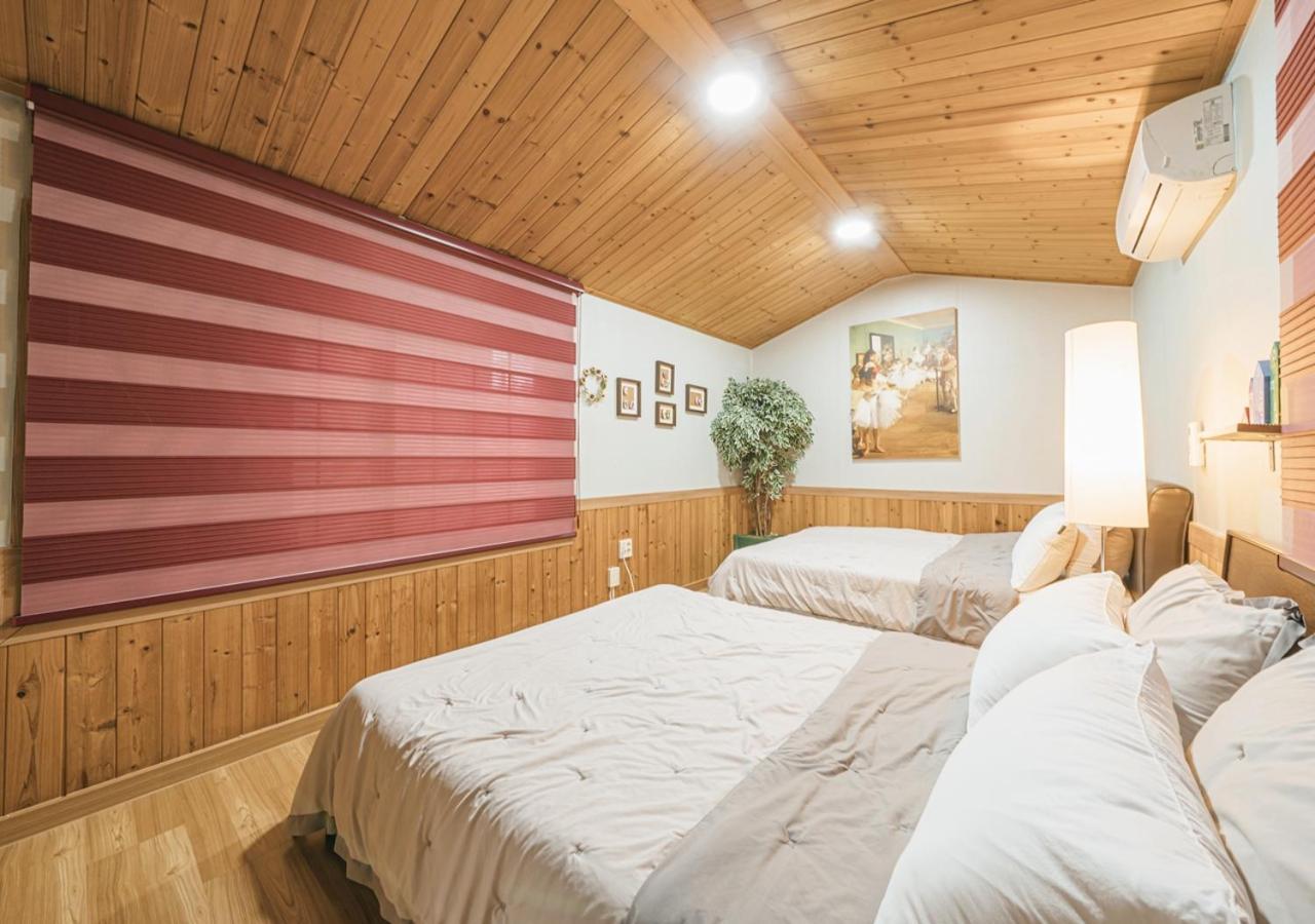 Jeju Haepoomdal Pension Exterior foto