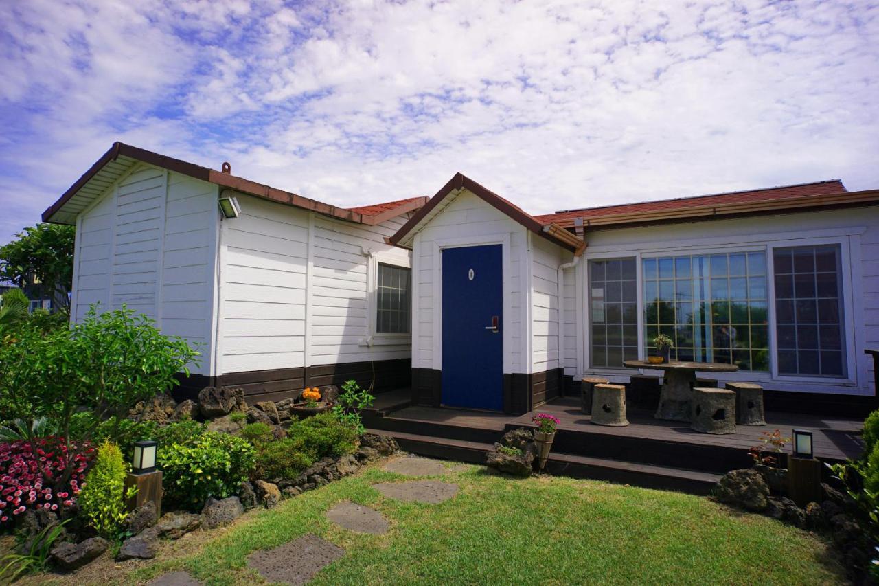 Jeju Haepoomdal Pension Exterior foto